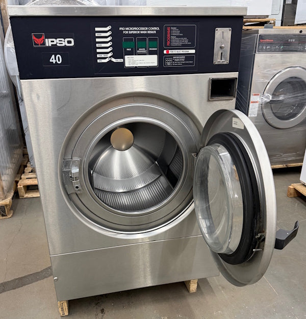 Ipso WE181C 40Lb Commercial Front Load Washer 240V 60Hz 1Ph Coin Op 2006 [Used]