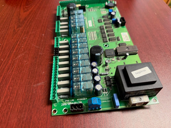 Ipso 209/00440/70 Washer Main Computer Board MICRO 20/F for 40Lb washer [Used]