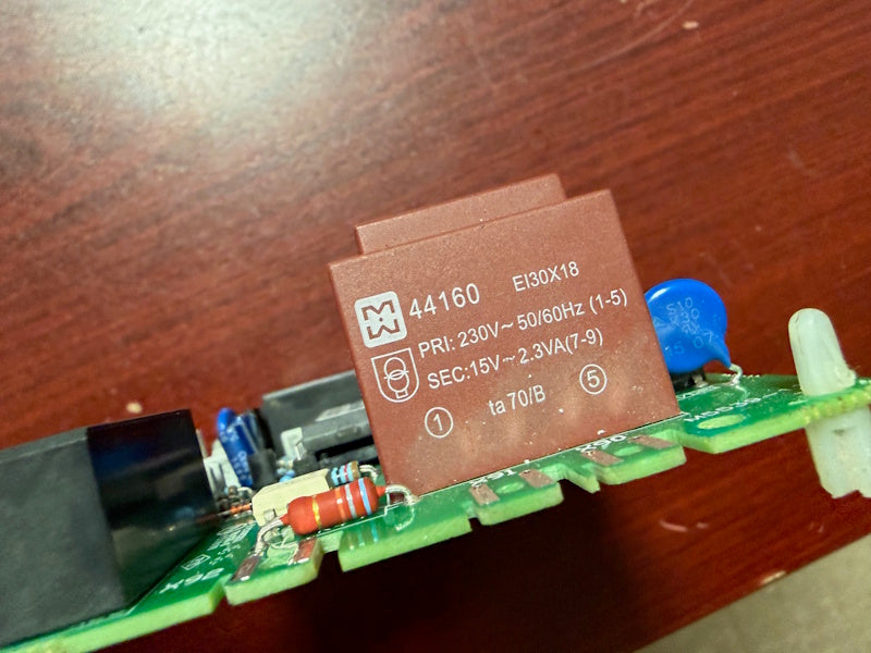 Wascomat GEN 6 Washer FL SS Door lock controller 438552205-00 M5539-11 [Used]