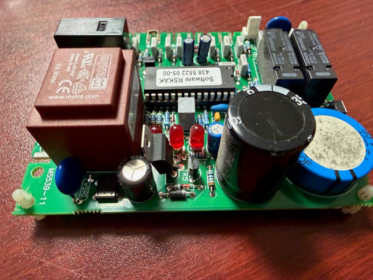 Wascomat GEN 6 Washer FL SS Door lock controller 438552205-00 M5539-11 [Used]