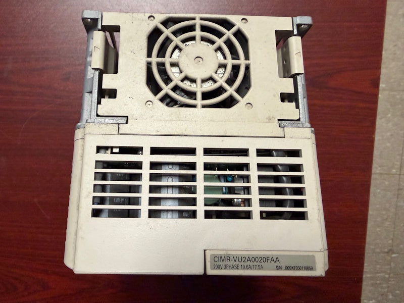 Milnor CIMR-VU2A0002FAA INVERTER AC3PH 200-240V 50/60Hz 24.0A/18.9A [Used]