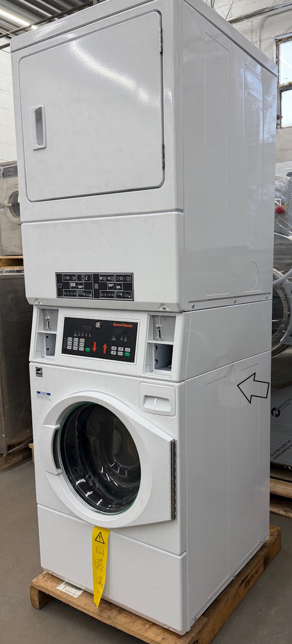 Speed Queen  STGNCASP116TW01 Combo Washer / Gas Dryer 120v Coin Op [Open Box]