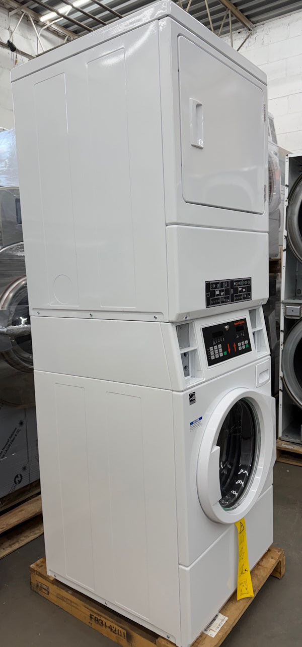 Speed Queen  STGNCASP116TW01 Combo Washer / Gas Dryer 120v Coin Op [Open Box]