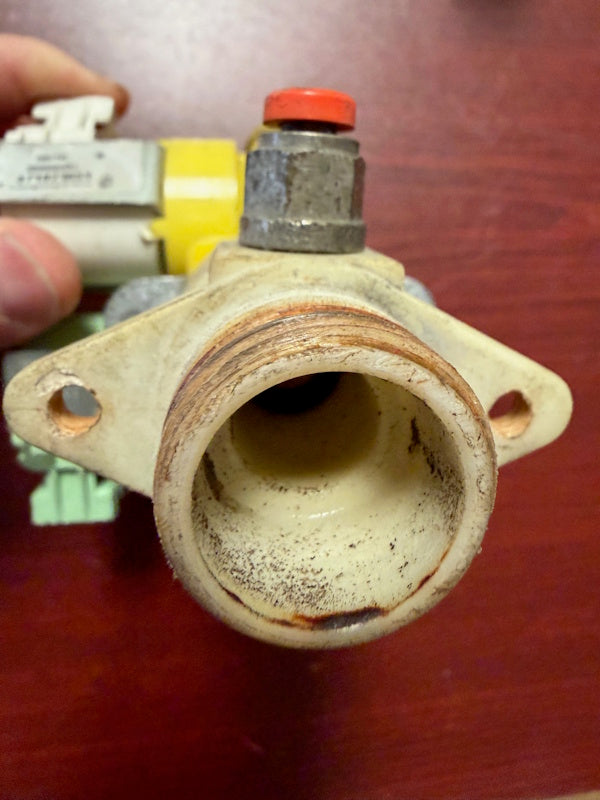 Wascomat 471823653 Washer INLET VALVE 240/60 3WAY 1/2IN W/RES [Used]