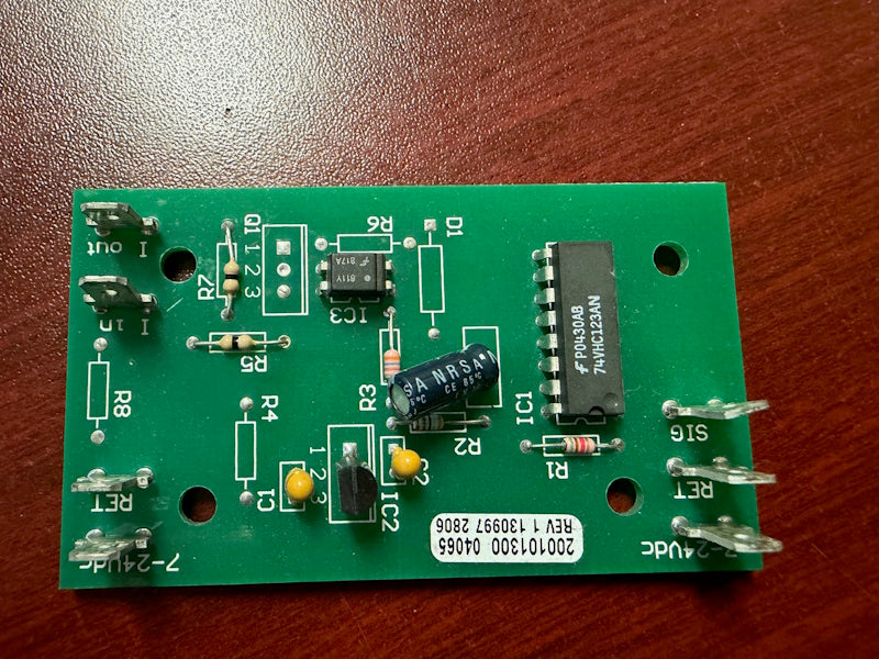 Unimac Washer F200101300P Washer PCB SENSOR ROTATION 7-24VDC IN [Used]