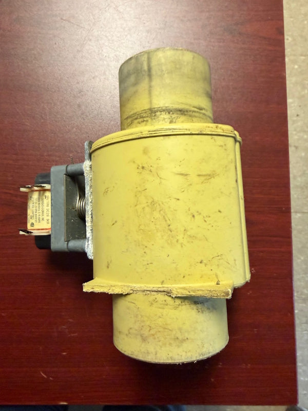 Speed Queen F380629 Washer Drain Valve DR 3 NO J-LIP .18A 220V [Used]