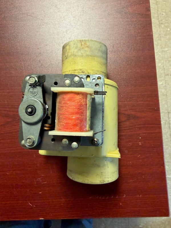 Speed Queen F380629 Washer Drain Valve DR 3 NO J-LIP .18A 220V [Used]