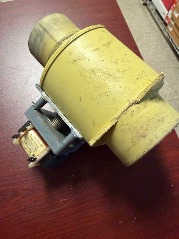 Speed Queen F380629 Washer Drain Valve DR 3 NO J-LIP .18A 220V [Used]