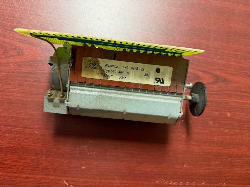 Wascomat Commercial Timer Front Load Washer 220V p/n 4718978-22 [Used]