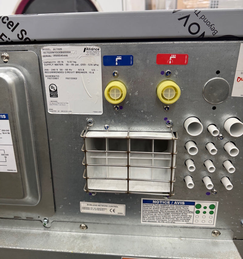 Speed Queen SCT020 Washer 20Lb 200-240V 50-60Hz 1/3Ph Card Re OPL 2025 [Open Box]