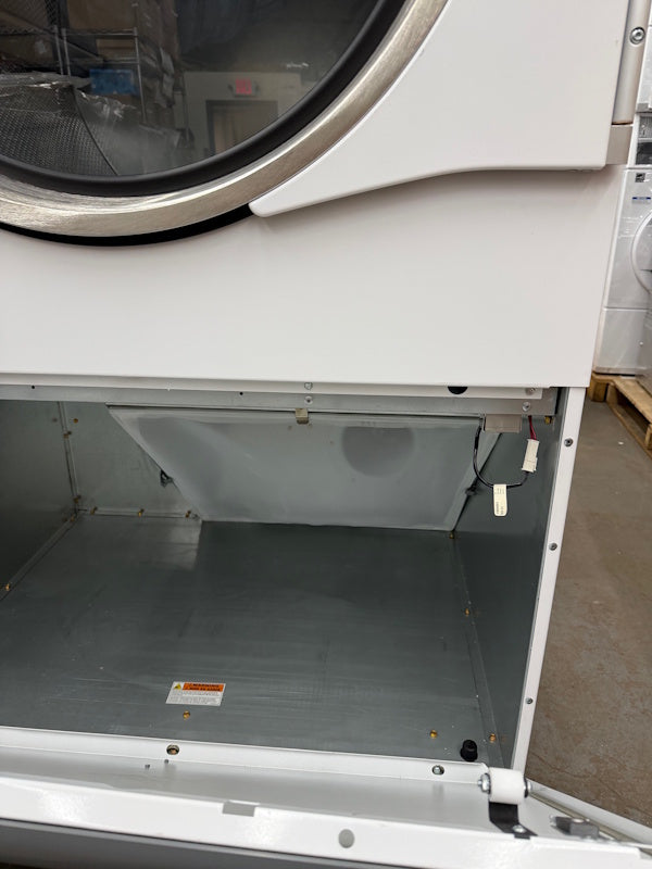 UniMac Gas Dryer UT075N OPTiDRY OPL 220v 60Hz 1/3 PH White 2022 [Used]