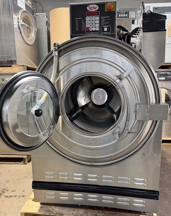 UniMac UW100 Hardmount Washer-Extractor 100Lb 200-240V 50-60Hz 3Ph OPL [Used]