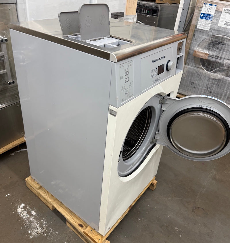 Wascomat W730cc Front Load Washer 30Lb 120V 60Hz 1Ph OPL Hotel Coin Op 2016[Used]