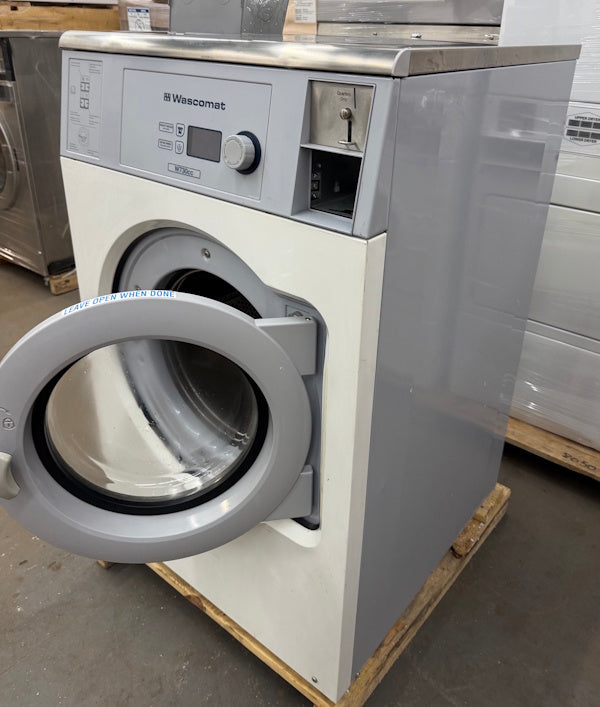 Wascomat W730cc Front Load Washer 30Lb 120V 60Hz 1Ph OPL Hotel Coin Op 2016[Used]