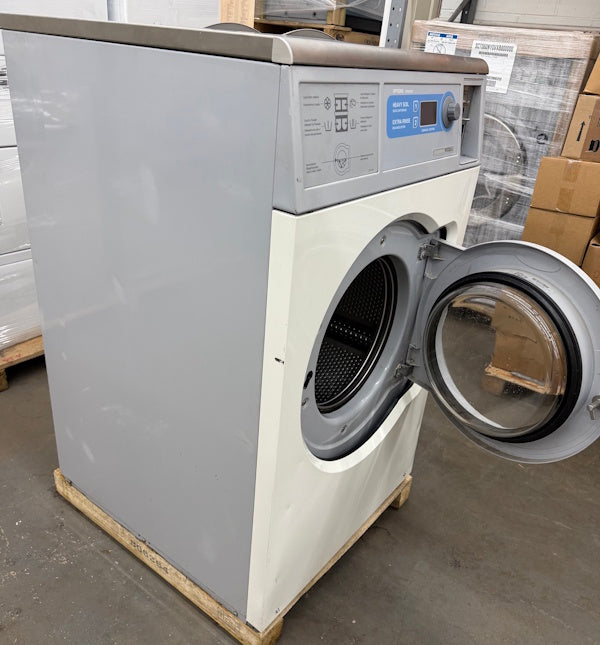 Wascomat W630 Front Load Washer 30Lb 120V 60Hz 1Ph OPL Hotel Coin Op 2010[Used]