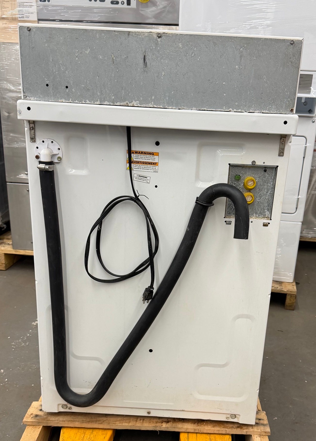 Speed Queen SWNNY2SP115TW01 Top Load Washer 3.17cu ft 120V CrdRe OPL 2019 [Used]