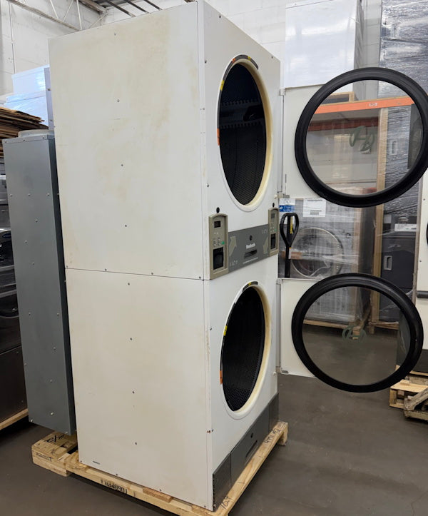 Huebsch 30Lb Stack Dryer HTT30N Gas 120V 60Hz White CardRe OPL [Used]