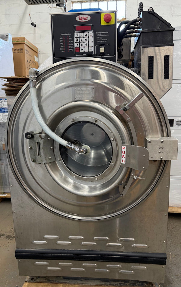 UniMac UW60PV Hardmount Washer-Extractor 60Lb 200-240V 50-60Hz 3Ph OPL [Used]