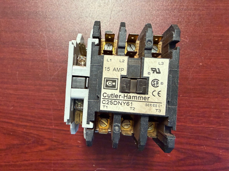 Contactor Cutler-Hammer C25DNY61 24v 50/60Hz M413614 FAN-24V 3 POLE PKG[Used]
