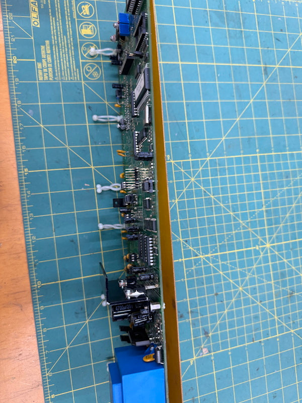 Washer 30Lb Continental Girbau Microprocessor SM3/CM3 Board P/N 300798 [Used]