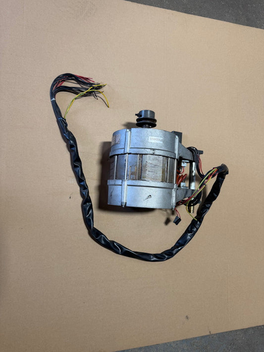 Continental L1030 Washer Motor 3222 3Ph 208/380 60Hz p/n 187344[Used]