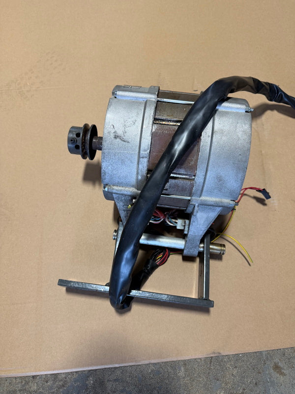 Continental L1030 Washer Motor 3222 3Ph 208/380 60Hz p/n 187344[Used]