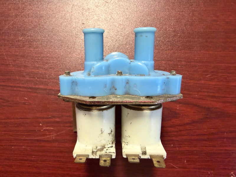 Ipso K-67667 N 43 209/00110/00 Washer Inlet Valve 2-WAY 230V for 18lb, 40lb [Used]