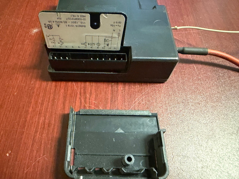 Wascomat Dryer Honeywell Ignition Control,120V Wascomat P/N: 487143825 [Used]