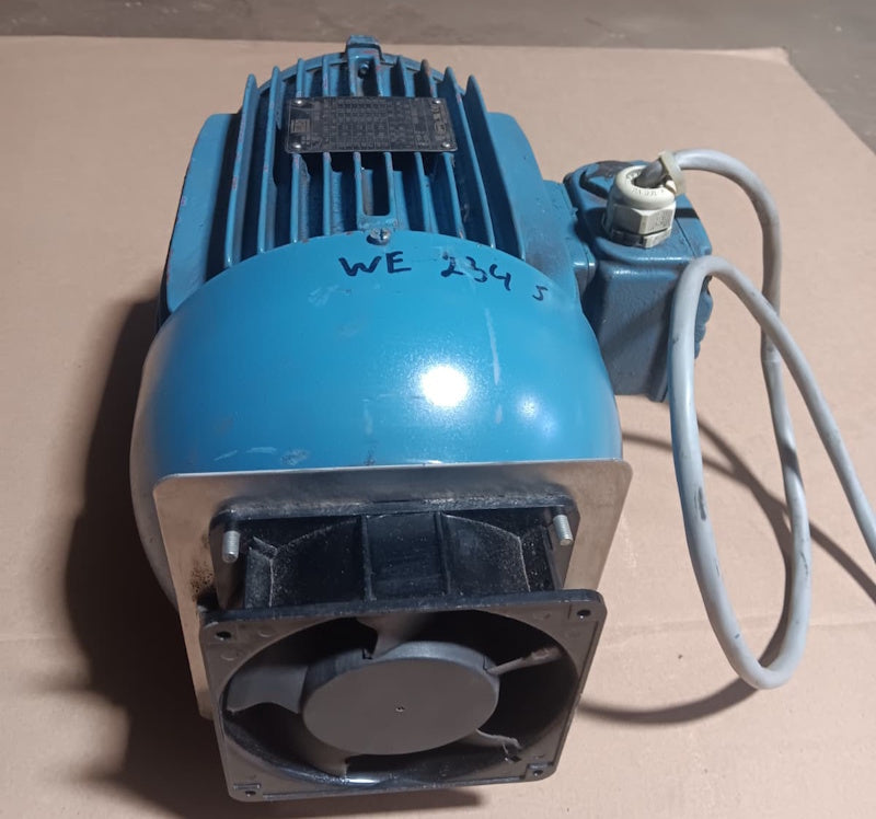 Ipso 241/00001/00 Washer WE234 Motor for 50lb w/inv B12510701 [Used]