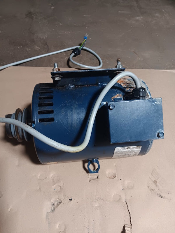 Unimac Washer Motor 3Ph 60Hz 208-230V F8054101 F8334601 [Used]