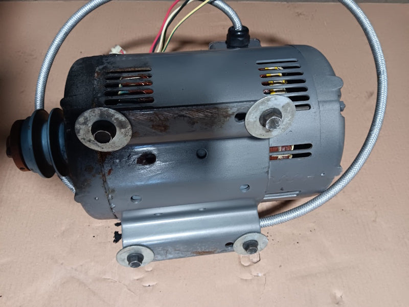 Milnor Washer Motor 39G813BCT- 5Hp 4P 220/380/480/5 6 Top [Used]