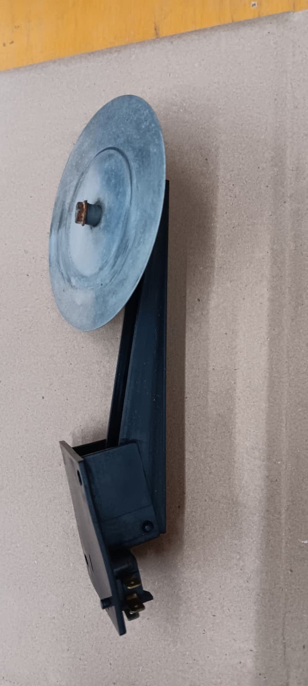 SQ Huebsch 70411901 airflow switch assembly 70319401 70319602 70319201 [Used]