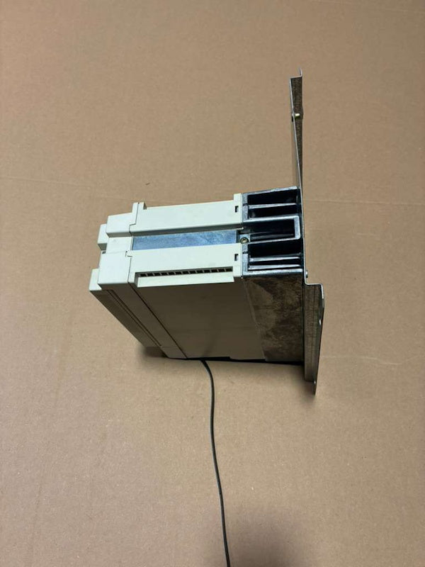 KEB Combivert INVERTER 12F5C1-1A0A AC 3PH 180-260V 23.1A /80Lb Maytag Washer[Used]
