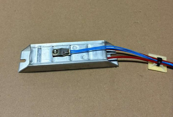 KEB E232497 ALW 800V 82Ω Braking Resistor Module /Drive Systems /Maytag 80LB [Used]