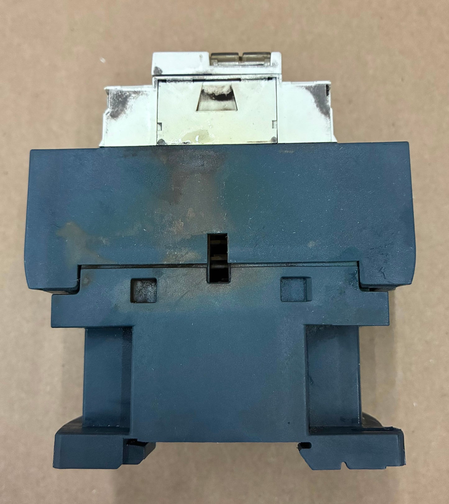 Schneider Electric/ Telemecanique Electric LC1D32B7 TeSys D 3- Pole Contractor [Used]