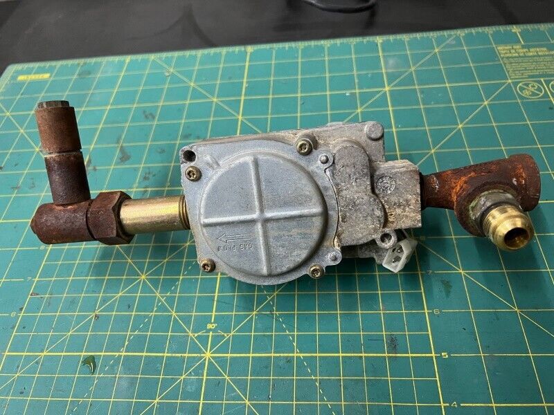 Speed Queen Gas Dryer Valve 44154503 M414445 / STT30N WR 36J NG REGULATED [Used]