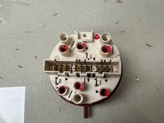 Speed Queen F0340343-00A Water Level Switch 15A-125V / 10A-250v 60Hz [Used] speed queen