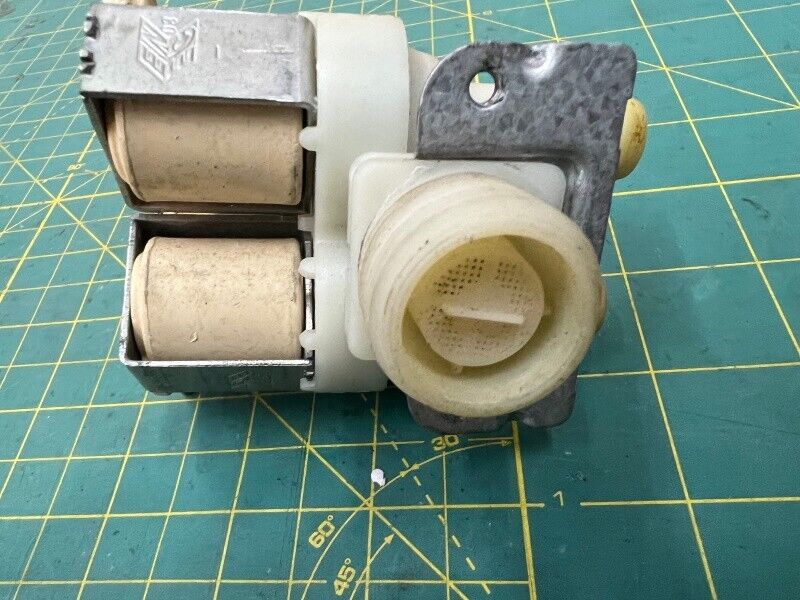 Speed Queen F0381737-00P 3590002 Washer VALVE 3-WAY 240-50/60 US PKG HOT [Used]