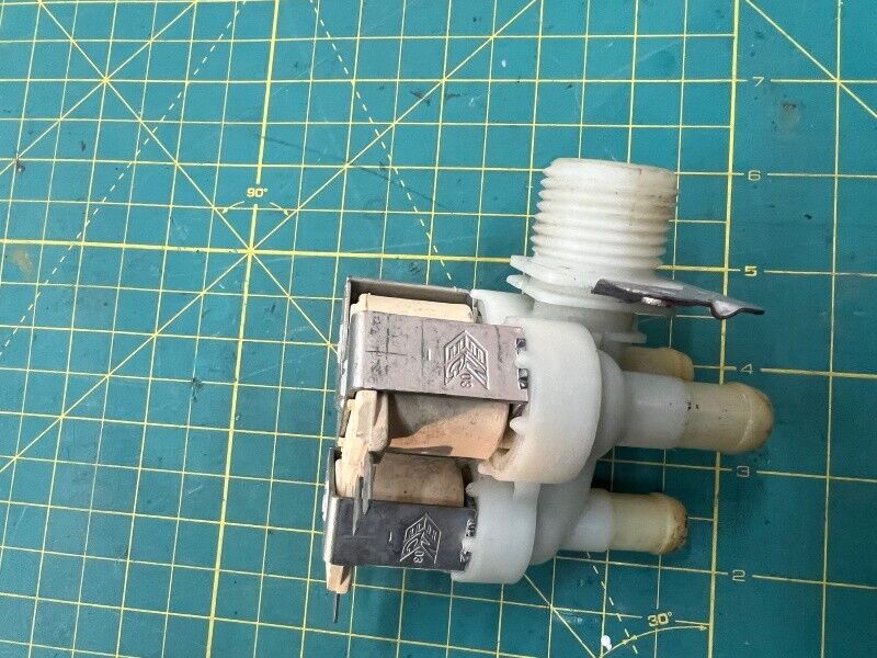 Speed Queen F0381737-00P 3590002 Washer VALVE 3-WAY 240-50/60 US PKG HOT [Used]