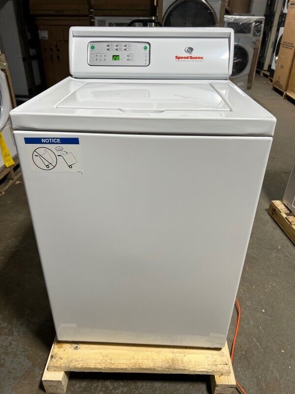 Speed Queen LWNE22SP115TW01 Top Load Washer 3.17cu ft. 120V 60Hz 9.8A [Open Box]