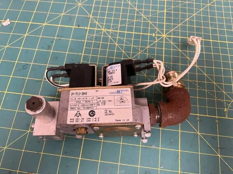 Huebsch JT0300 Dryer N Gas Valve 70188701 GM-7532-3849 70257501P M414445P [Used] Huebsch